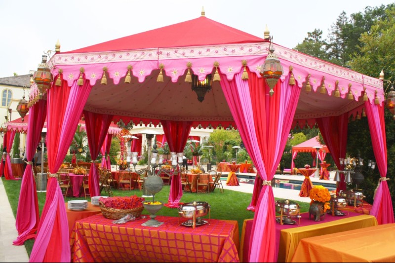 Top 10 Wedding Tent Decoration Ideas That We Loved!